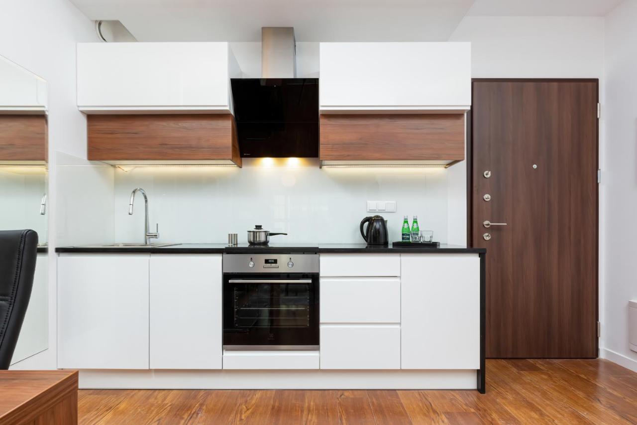 Royal City Center Mennica Residence By Noclegi Renters Warsaw Exterior photo